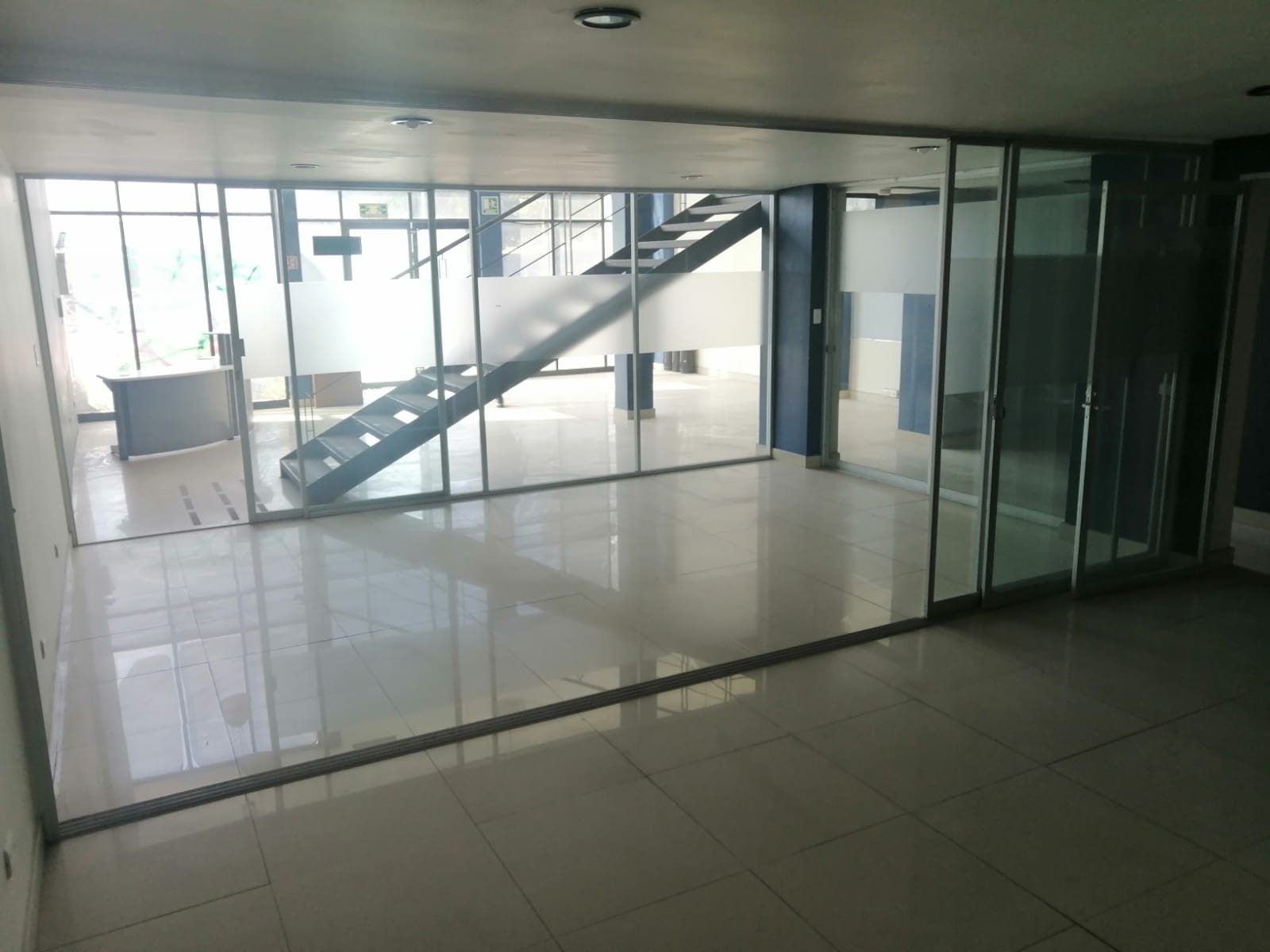 Edificio en Venta – 5 Niveles con Estacionamiento y Elevador (Av. 31 Poniente, Puebla) - Image 7