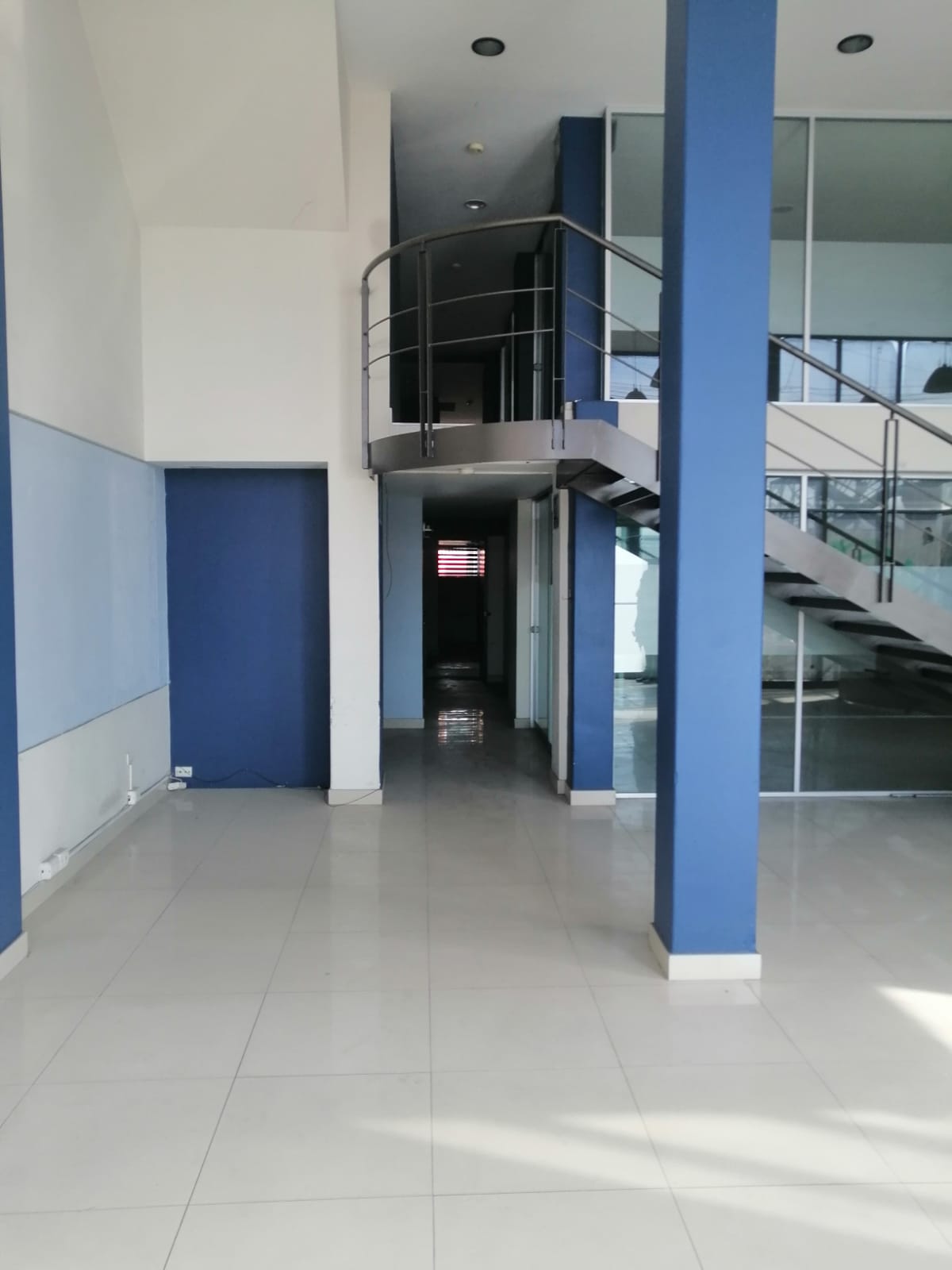 Edificio en Venta – 5 Niveles con Estacionamiento y Elevador (Av. 31 Poniente, Puebla) - Image 8
