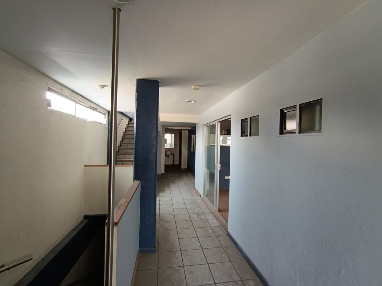 Edificio en Venta – 5 Niveles con Estacionamiento y Elevador (Av. 31 Poniente, Puebla) - Image 9