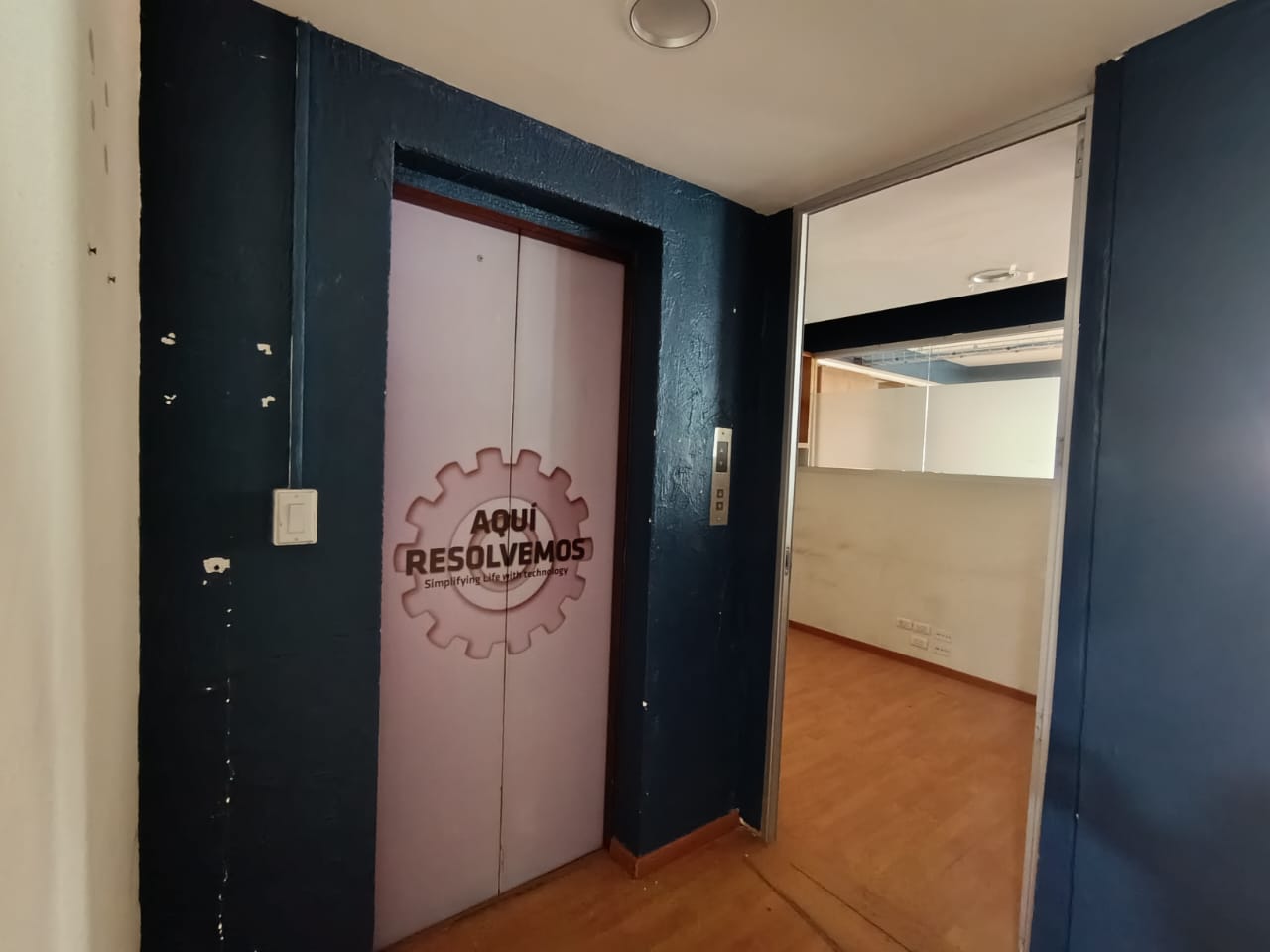 Edificio en Venta – 5 Niveles con Estacionamiento y Elevador (Av. 31 Poniente, Puebla) - Image 2